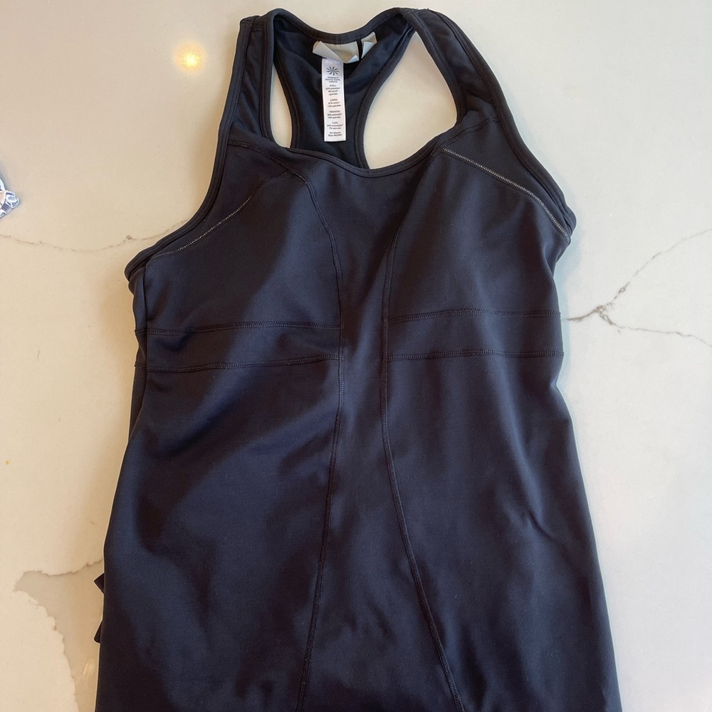 Athleta tank top -size M!